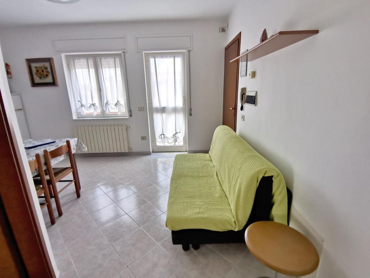 Villa Rossini Valledoria  Eksteriør billede